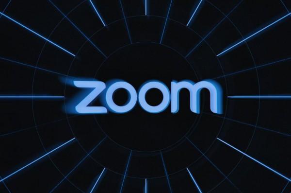 美国ZoomZoom，时代领跑者的滑稽逆袭