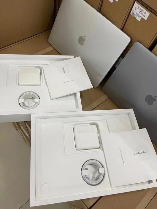 "2020款MacBook Pro刷新率：科技界的‘黑马王子’来了！"