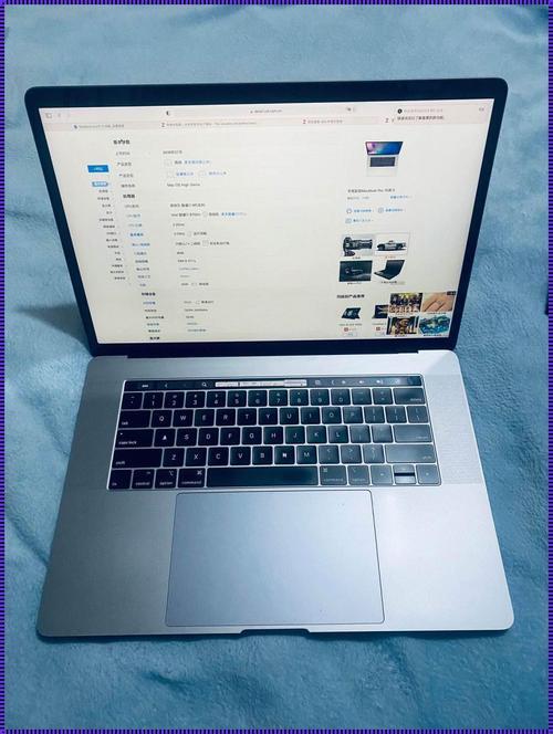 "十九岁MacBook Pro：独辟蹊径的戏精本精"